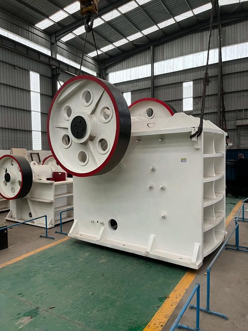 礦山機械設備 #鄂式破碎機 #砂石生產線全套設備 #工廠實